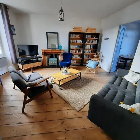Дом отдыха Maison De Avec Terrasse Et Jardin